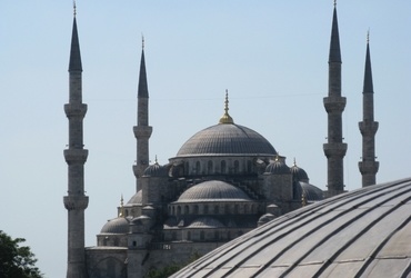 Dr. Anja Zalta: Turčija med državo in islamom