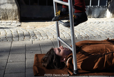 Ana Mrzla: Pogumno naprej <em>Foto: Denis Zelnik</em>