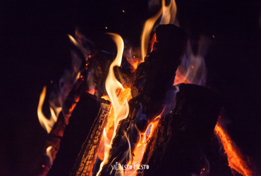 Greli smo se ob odprtem ognju <em>Foto: ©Dejan Bulut za Narodni dom Maribor</em>